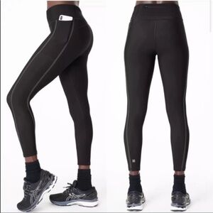 Sweaty Betty thermodynamic leggings Velvet trim